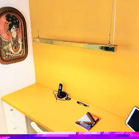 Appartement Warm Bright Flat On Roofs Of Paris, Eiffel Tower Paris